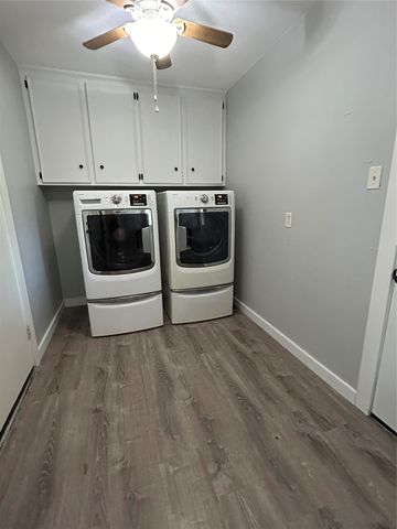 405 Canton Avenue, Wills Point, TX 75169