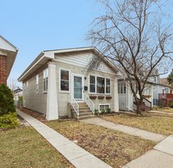 1010 S Ridgeland Avenue, Oak Park, IL 60304