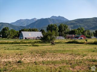 5765 E 2500 N Unit 7, Eden, UT 84310