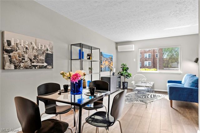 10528 Clifton Boulevard 105, Cleveland, OH 44102