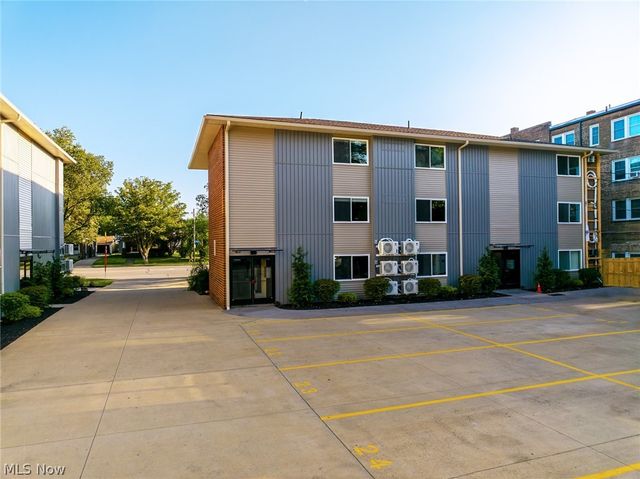 10528 Clifton Boulevard 105, Cleveland, OH 44102