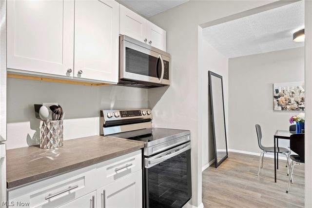 10528 Clifton Boulevard 105, Cleveland, OH 44102