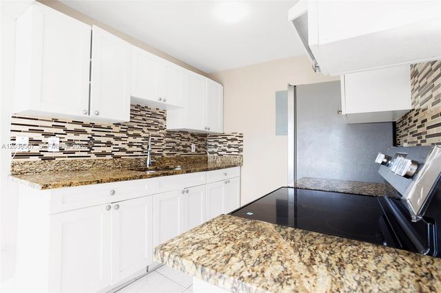 1333 S Dixie Hwy 222, Deerfield Beach, FL 33441