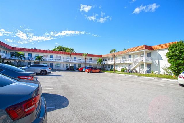 1333 S Dixie Hwy 222, Deerfield Beach, FL 33441