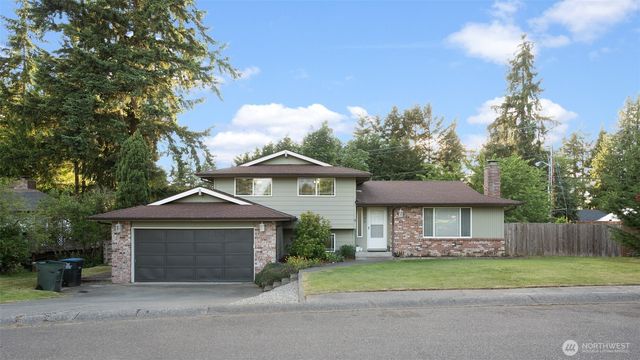 2043 NE Ridgewood Drive, Poulsbo, WA 98370