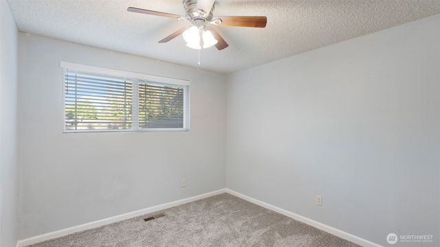 2043 NE Ridgewood Drive, Poulsbo, WA 98370