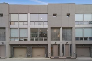 678 N Peoria Street C, Chicago, IL 60642