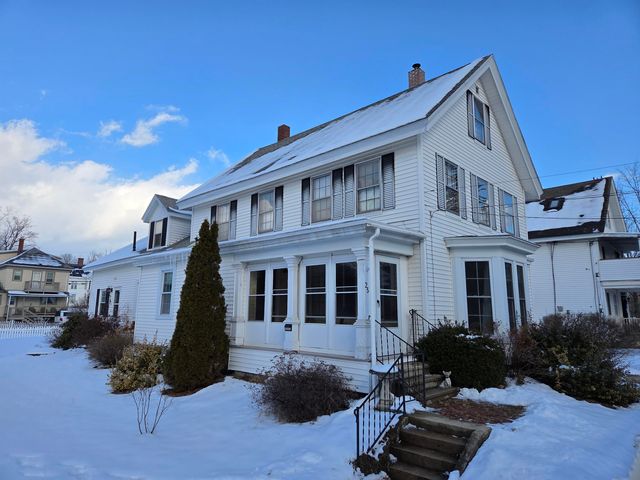 25 Pleasant Street, Farmington, NH 03835