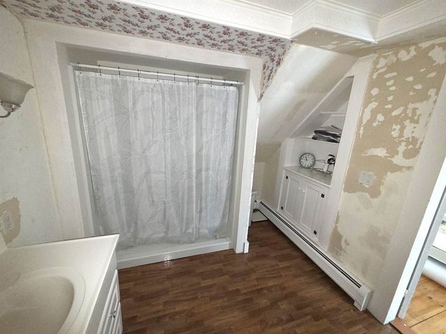 25 Pleasant Street, Farmington, NH 03835