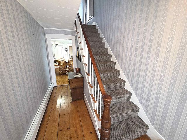 25 Pleasant Street, Farmington, NH 03835