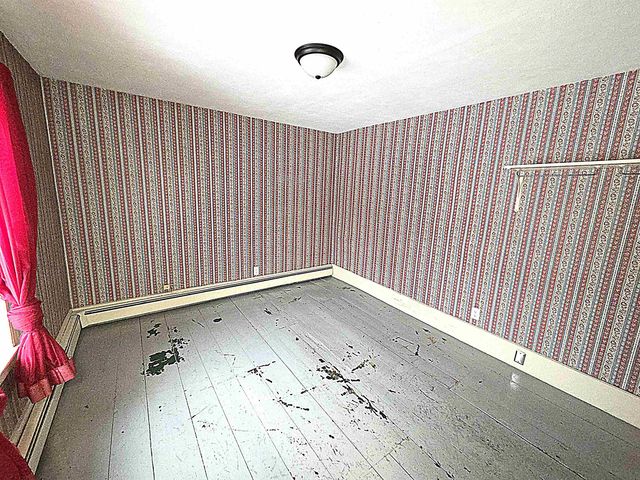 25 Pleasant Street, Farmington, NH 03835