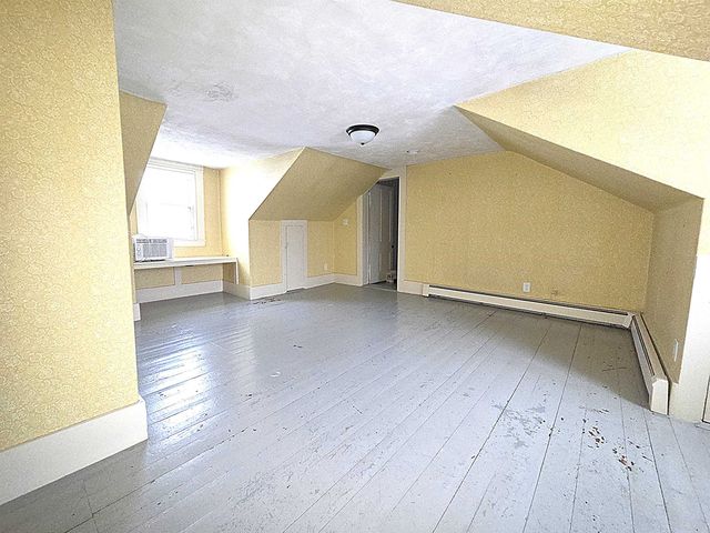 25 Pleasant Street, Farmington, NH 03835