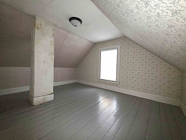 25 Pleasant Street, Farmington, NH 03835