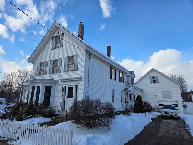 25 Pleasant Street, Farmington, NH 03835
