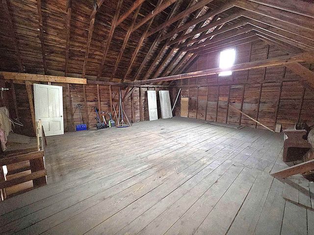 25 Pleasant Street, Farmington, NH 03835