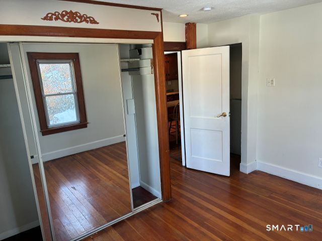 68 New Street, Seymour, CT 06483