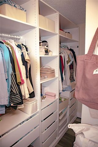 15022 SW 143rd Ter 1, Miami, FL 33196