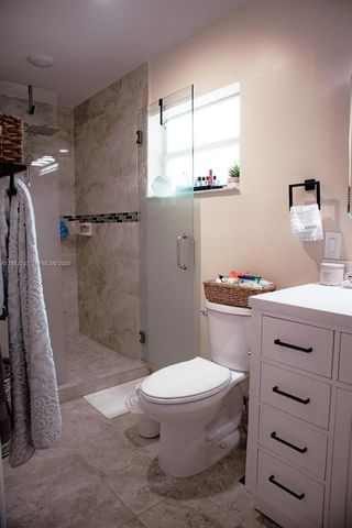 15022 SW 143rd Ter 1, Miami, FL 33196