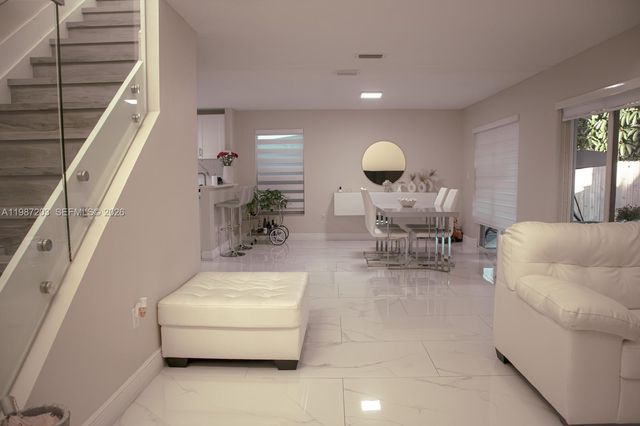 15022 SW 143rd Ter 1, Miami, FL 33196