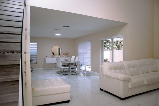 15022 SW 143rd Ter 1, Miami, FL 33196