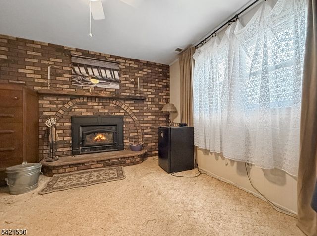 85 Powderhorn Dr, Lopatcong Twp., NJ 08865