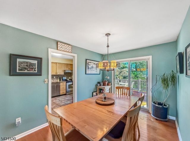 85 Powderhorn Dr, Lopatcong Twp., NJ 08865