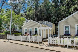 206 N Lake Avenue, Michigan City, IN 46360
