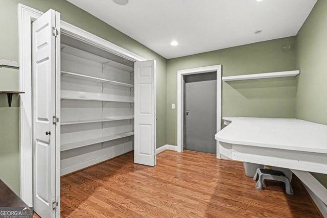 1223 Oakleigh Valley Drive, Powder Springs, GA 30127