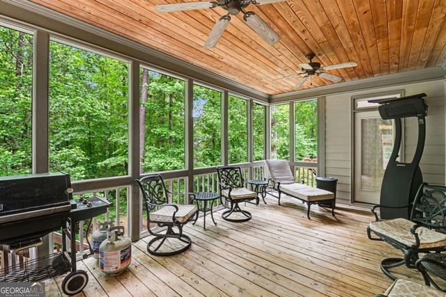 1223 Oakleigh Valley Drive, Powder Springs, GA 30127