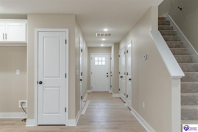 208 A Hunter Lane, Elizabethtown, KY 42701