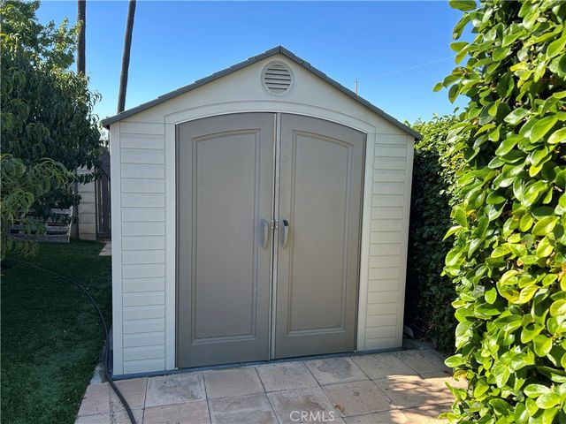 3681 Chateau Court, Riverside, CA 92505