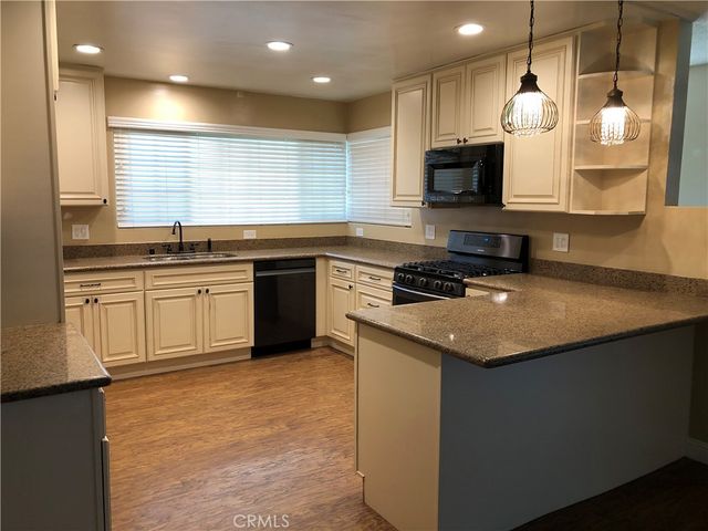 3681 Chateau Court, Riverside, CA 92505