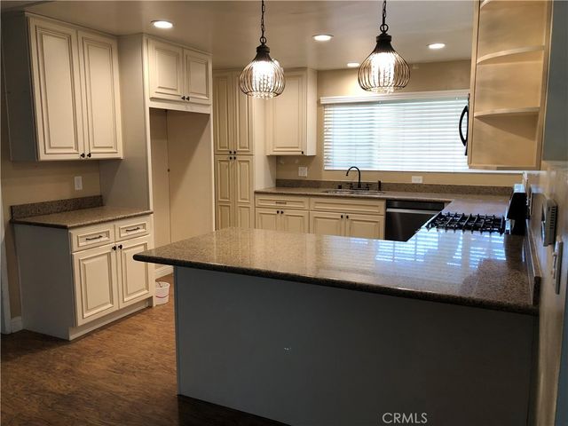 3681 Chateau Court, Riverside, CA 92505