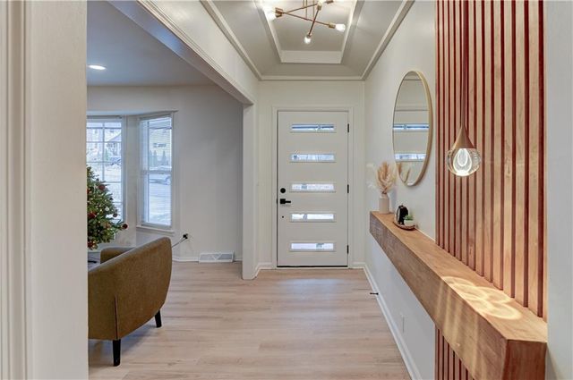 10436 Askew Avenue, Kansas City, MO 64137