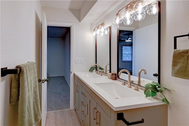 10436 Askew Avenue, Kansas City, MO 64137