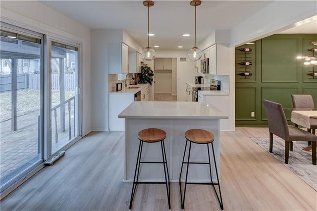 10436 Askew Avenue, Kansas City, MO 64137