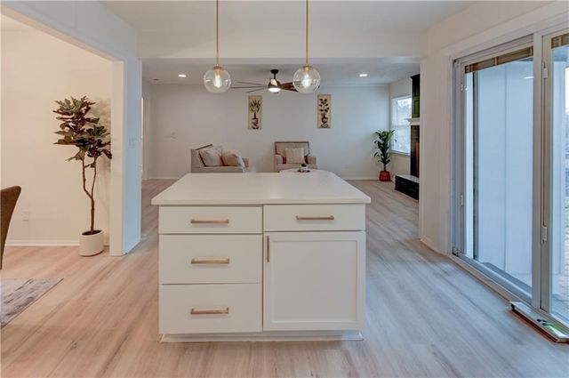 10436 Askew Avenue, Kansas City, MO 64137