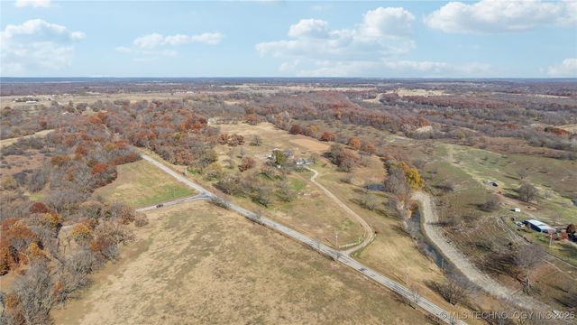 5101 S 4210 Road, Chelsea, OK 74016