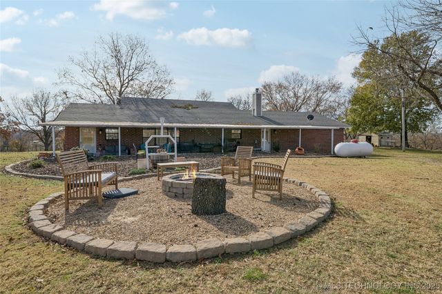 5101 S 4210 Road, Chelsea, OK 74016