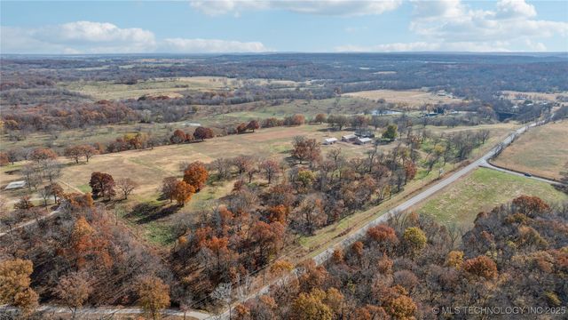 5101 S 4210 Road, Chelsea, OK 74016