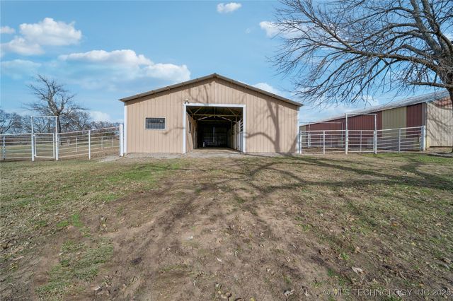5101 S 4210 Road, Chelsea, OK 74016