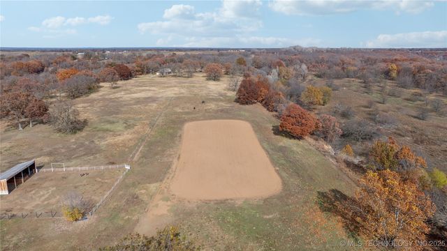 5101 S 4210 Road, Chelsea, OK 74016