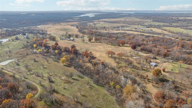 5101 S 4210 Road, Chelsea, OK 74016