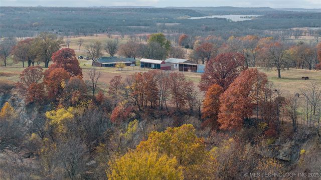 5101 S 4210 Road, Chelsea, OK 74016