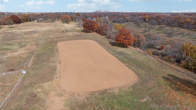 5101 S 4210 Road, Chelsea, OK 74016
