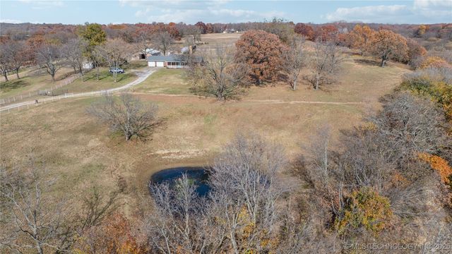 5101 S 4210 Road, Chelsea, OK 74016