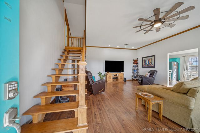 5101 S 4210 Road, Chelsea, OK 74016