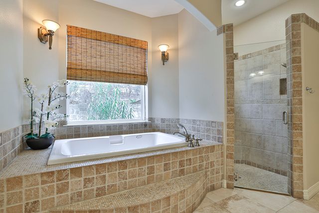 7108 Sanctuary Heights Court, Fort Worth, TX 76132