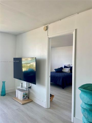 6900 Bay Dr 7A, Miami Beach, FL 33141