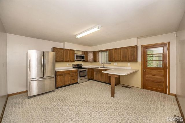 3037 Upper Moss Hollow Road, Barnhart, MO 63012